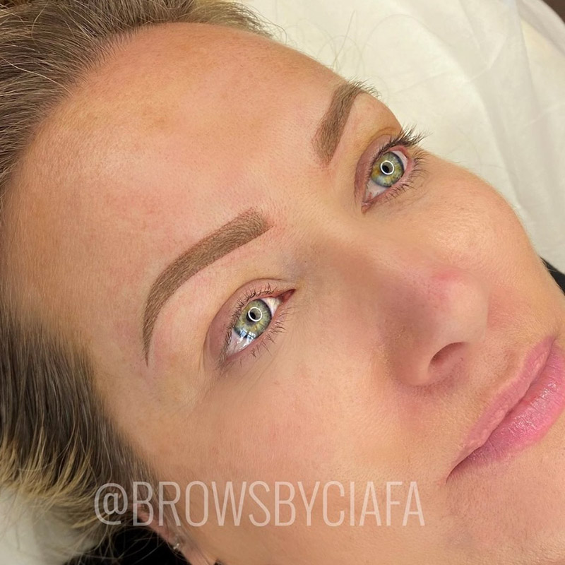 Ombre Brows